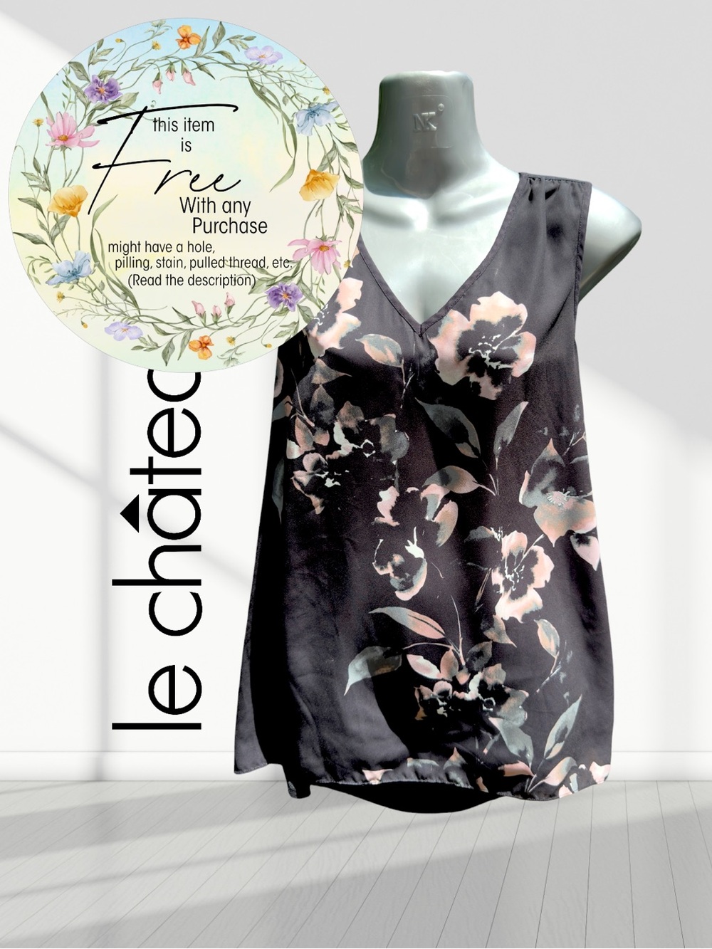 Le Château Black Floral V-Neck Sleeveless Blouse